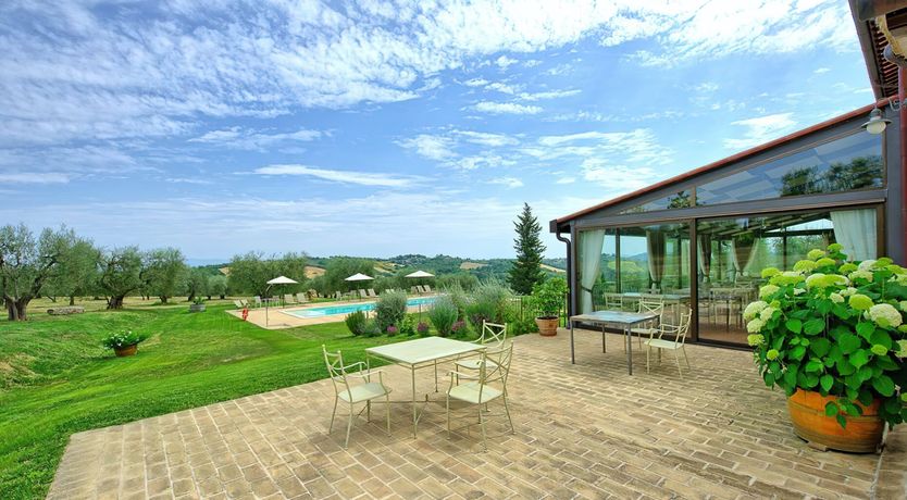 Photo of Marbled with Flowers