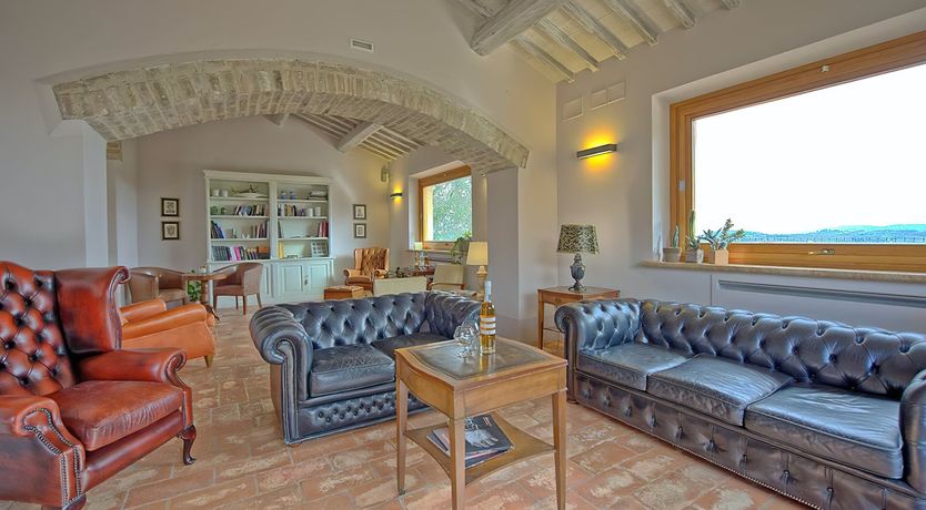 Photo of Marbled with Flowers