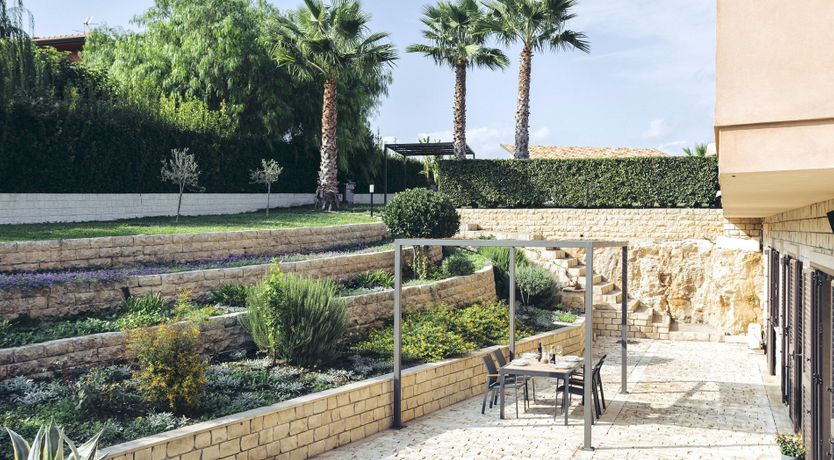 Photo of Poet's Hideaway