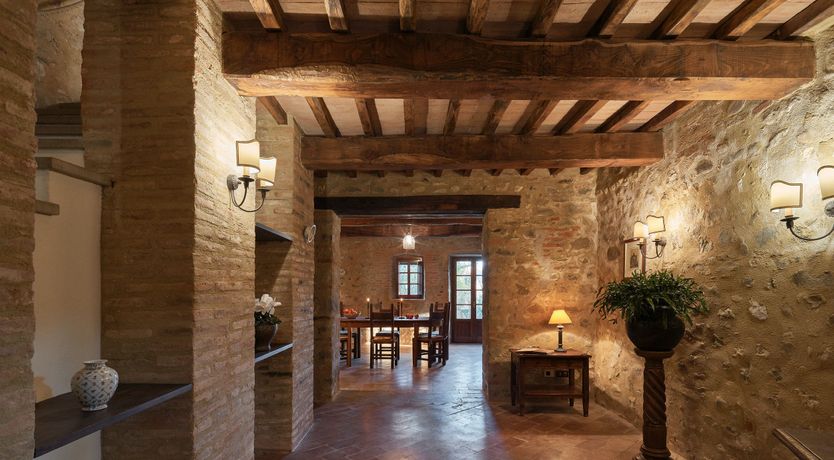 Photo of The Moon & The Oak