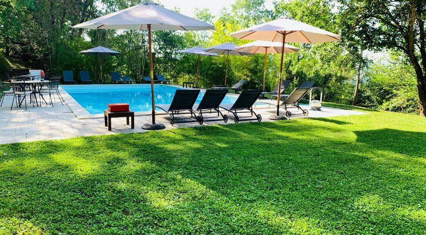 Photo of The Moon & The Oak