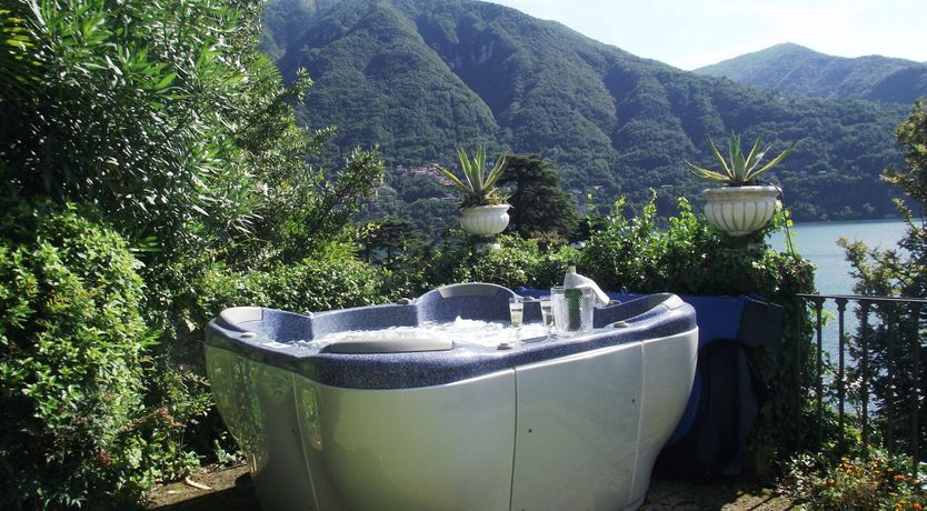 Photo of Oak Leaves & Stars