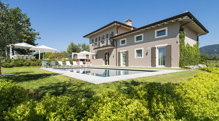 Photo of The Lake's Daughter