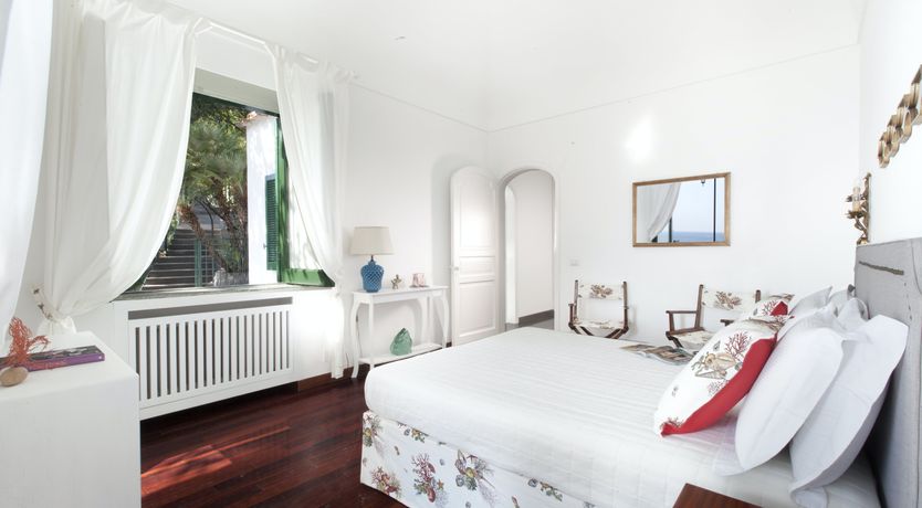 Photo of The Pearl of Campania