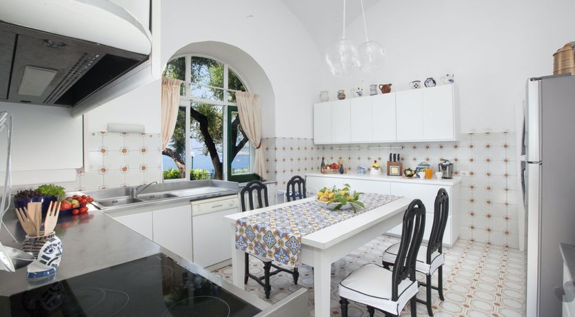 Photo of The Pearl of Campania