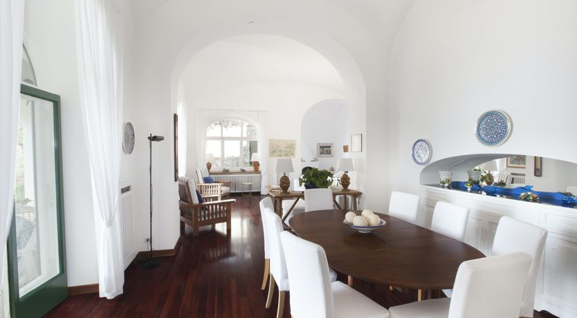 Photo of The Pearl of Campania