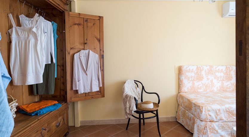 Photo of Palms & Pearls