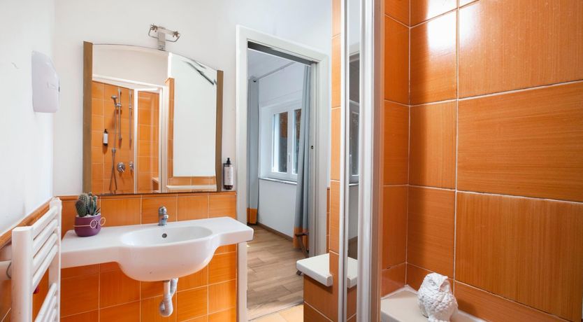 Photo of Melody of the Ocean