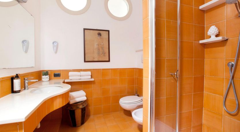 Photo of Melody of the Ocean