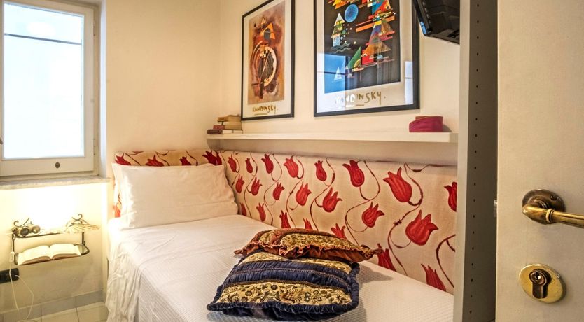 Photo of Melody of the Ocean