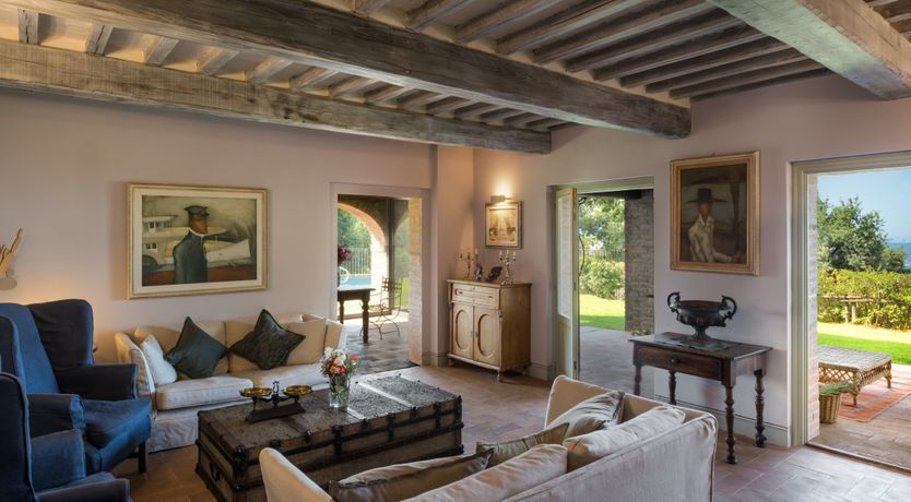 Photo of The Tasteful Tree