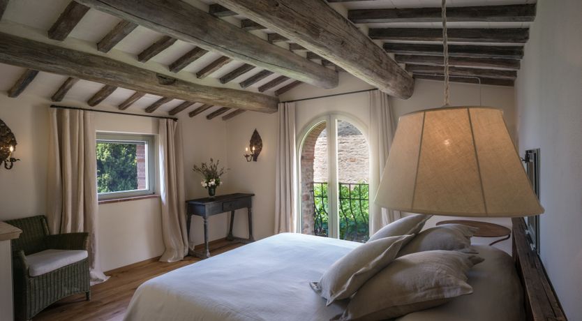 Photo of The Tasteful Tree