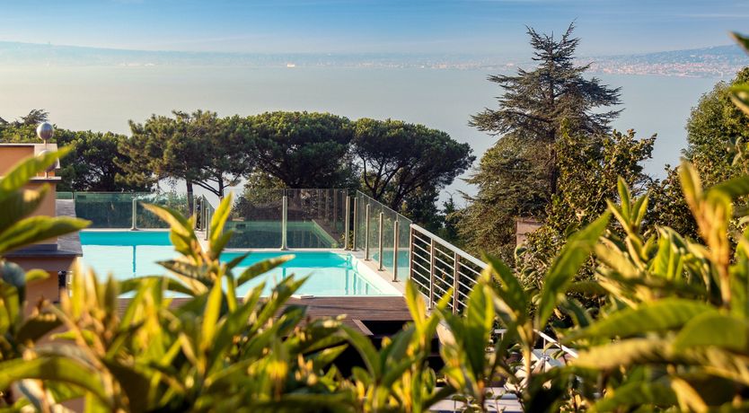 Photo of Little Closer