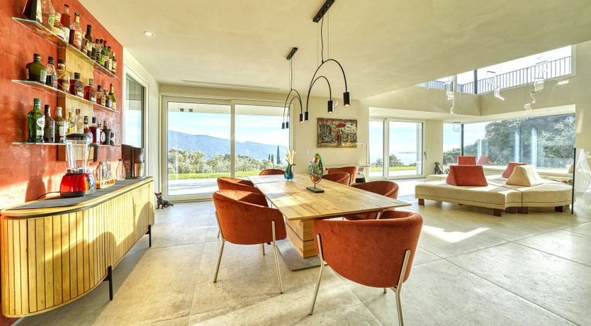 Photo of A Painted View