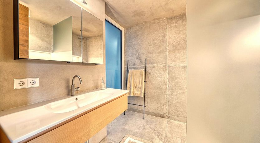 Photo of A Painted View