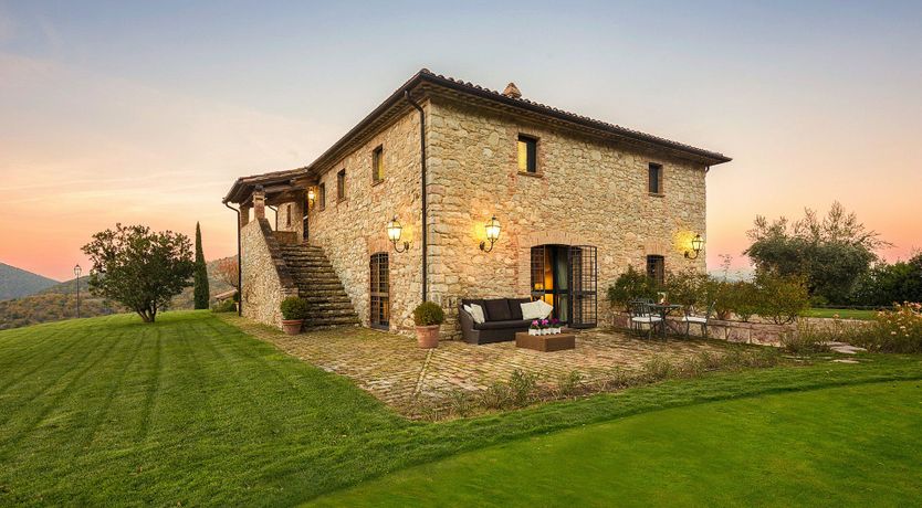 Photo of Olive & Roses