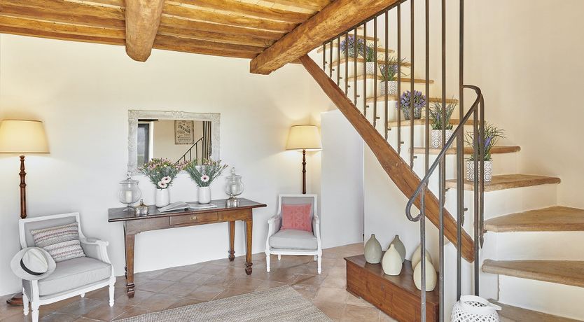 Photo of Olive & Roses