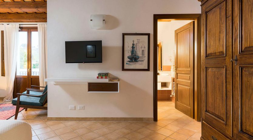 Photo of The Country Watch