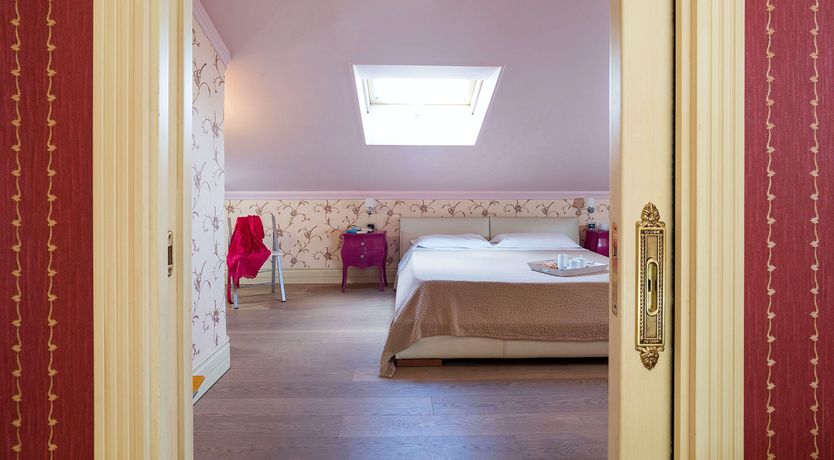 Photo of The Emerald Wonder