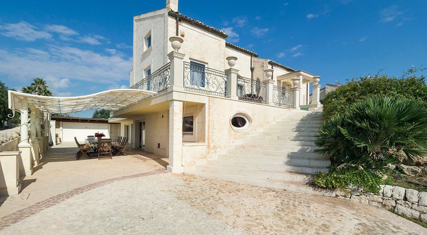 Photo of The Emerald Wonder