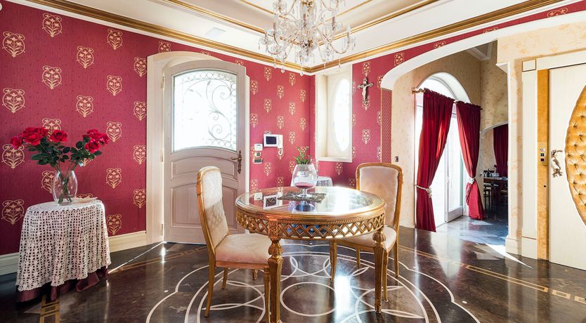 Photo of The Emerald Wonder