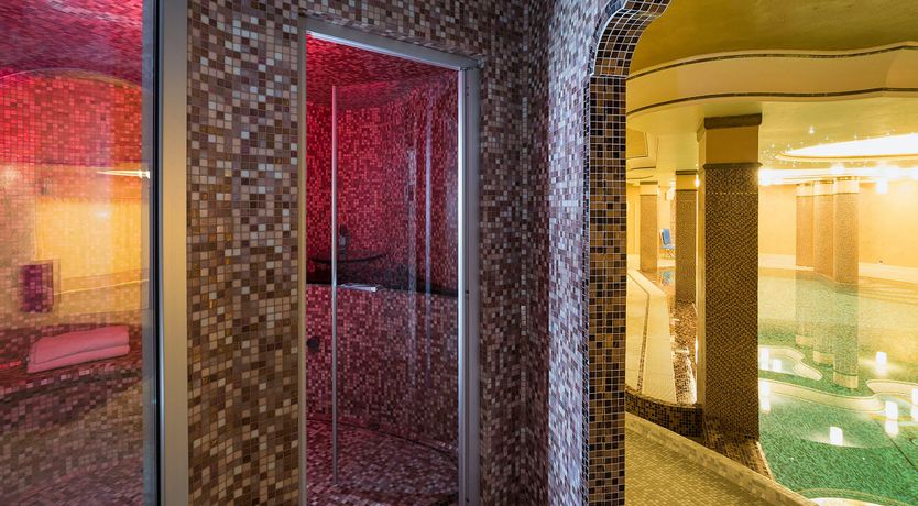 Photo of The Emerald Wonder