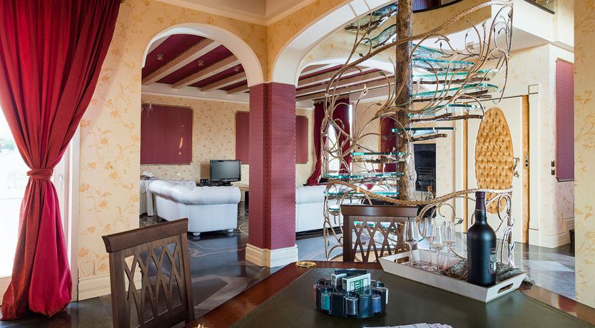 Photo of The Emerald Wonder