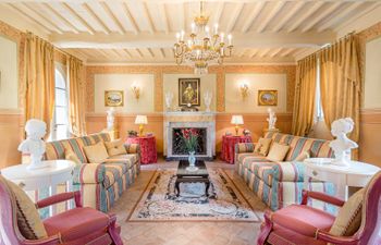 Villa Verde Vista Holiday Home