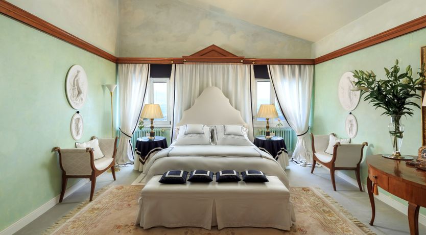 Photo of Bluebells & Grapes