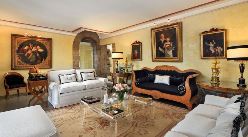 Photo of Bluebells & Grapes