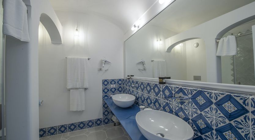 Photo of Neptune's Hollow