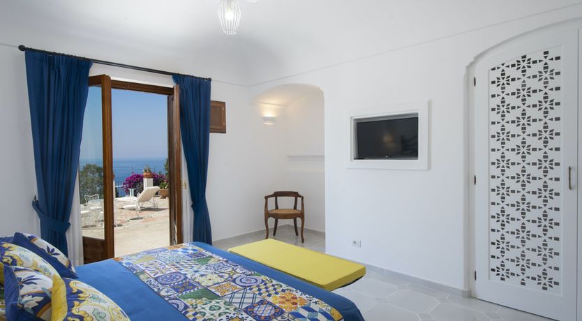 Photo of Neptune's Hollow