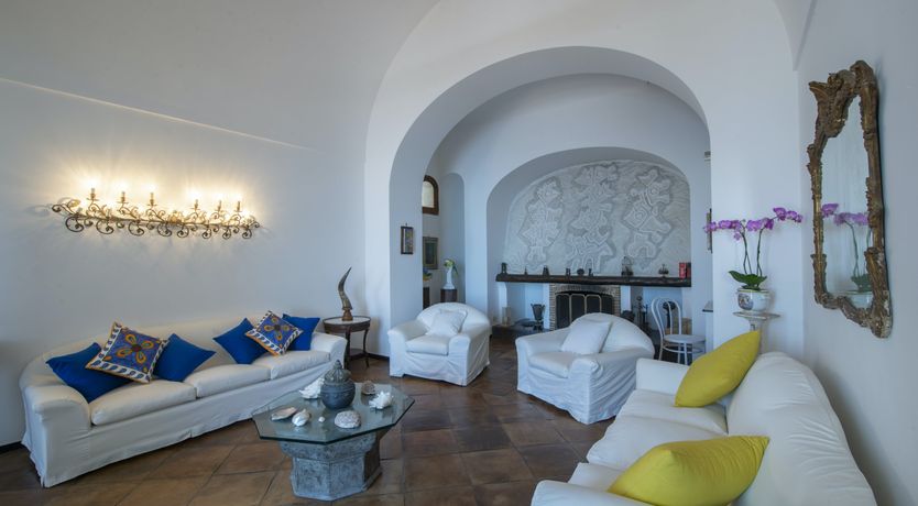 Photo of Neptune's Hollow