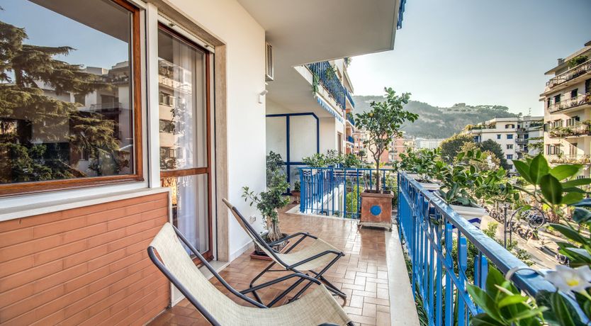 Photo of The Marina Kiss