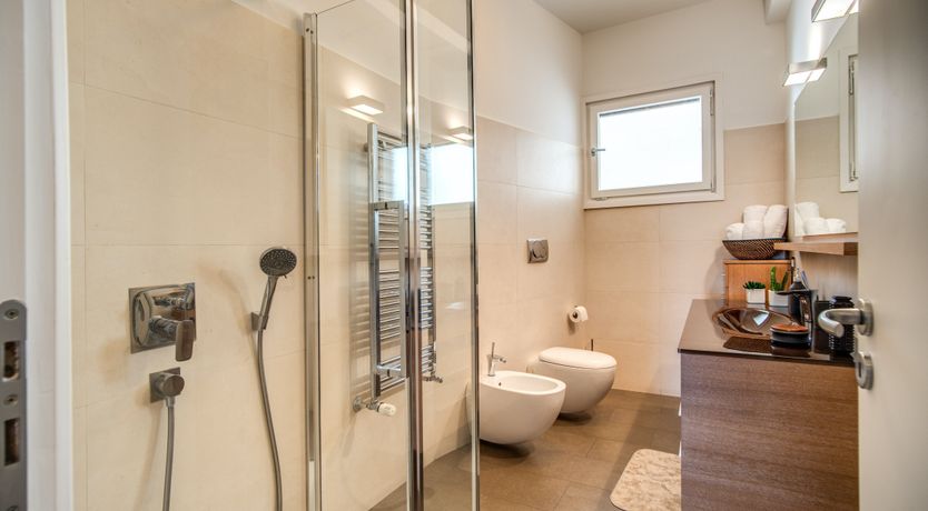 Photo of The Marina Kiss