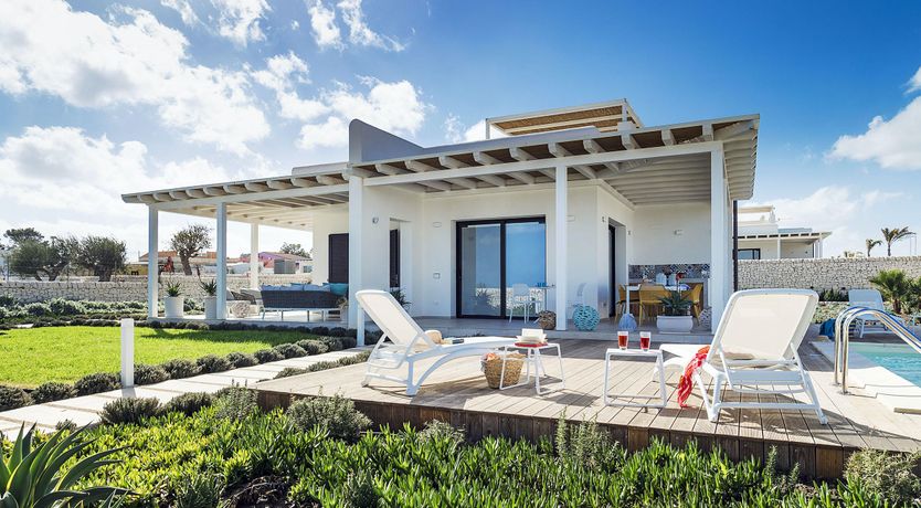 Photo of Queen of The Hills