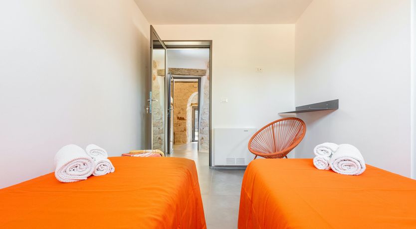 Photo of Citrus & Stone