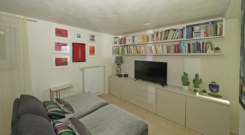 Photo of The Amber Tree