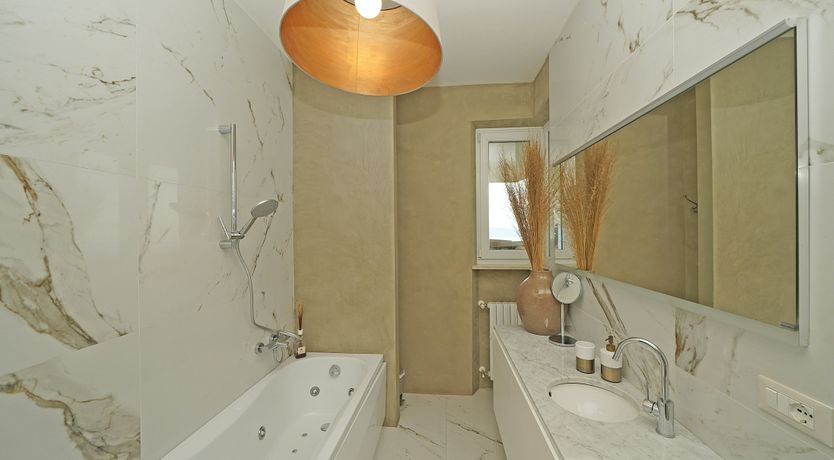 Photo of The Amber Tree