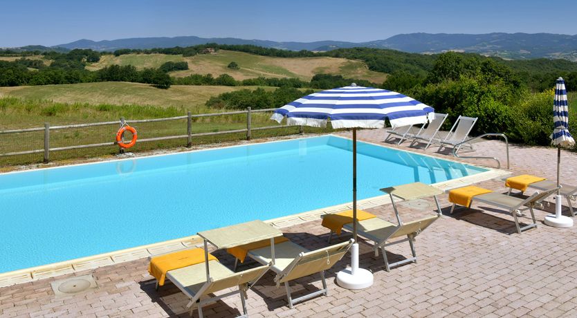 Photo of Towards The Hills