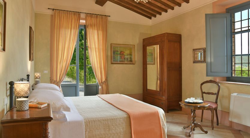 Photo of Towards The Hills