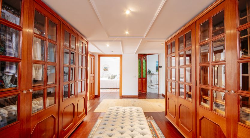 Photo of The Epitome of Elegance