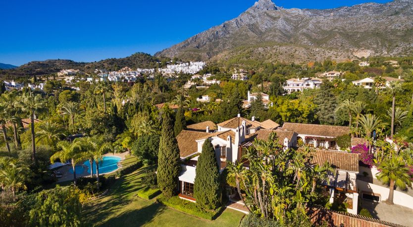 Photo of The Epitome of Elegance