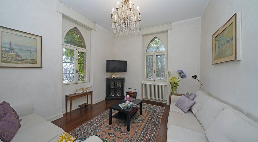 Photo of The Grand Stag