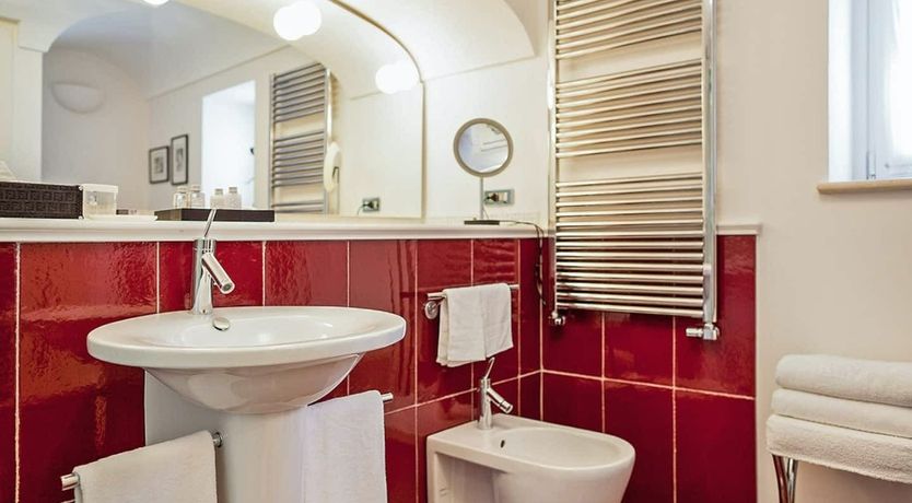 Photo of The Sea Shimmer