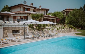 Woods & Waters Holiday Home