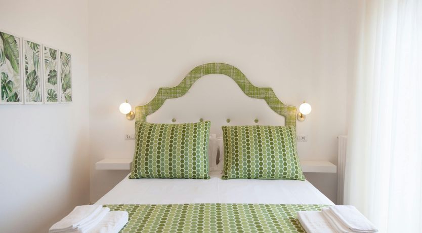 Photo of Sorrento Splendor