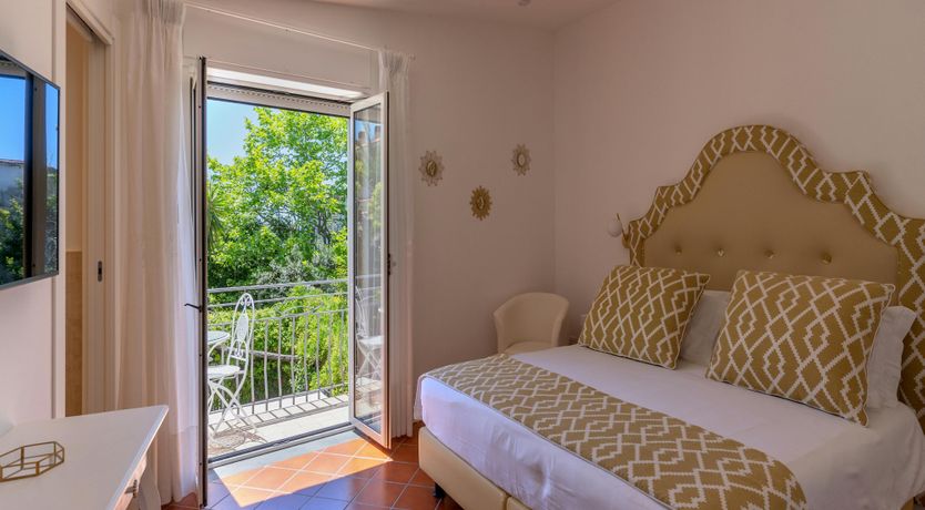 Photo of Sorrento Splendor