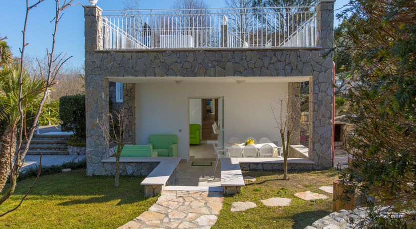 Photo of Blue Skies & Sea Flecks