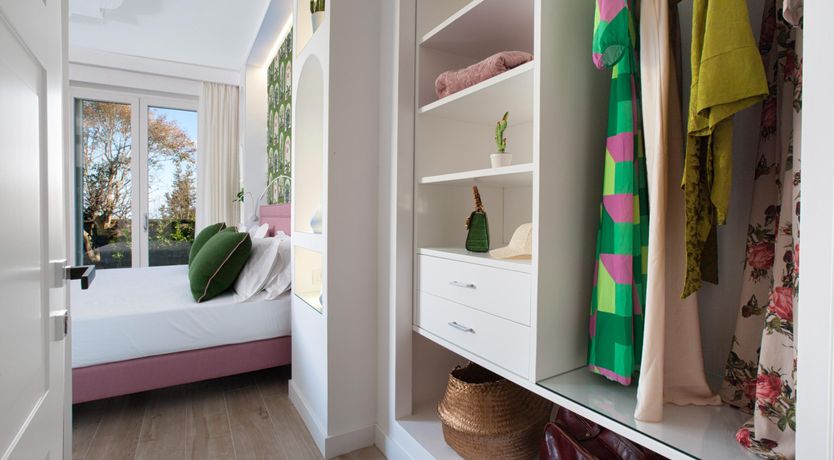 Photo of Blue Skies & Sea Flecks